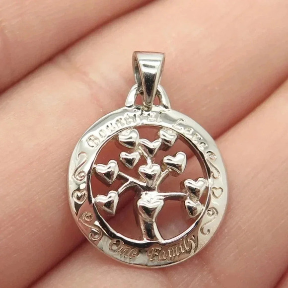 .925 sterling silver 'Bountiful love one family' - Picture 6 of 7